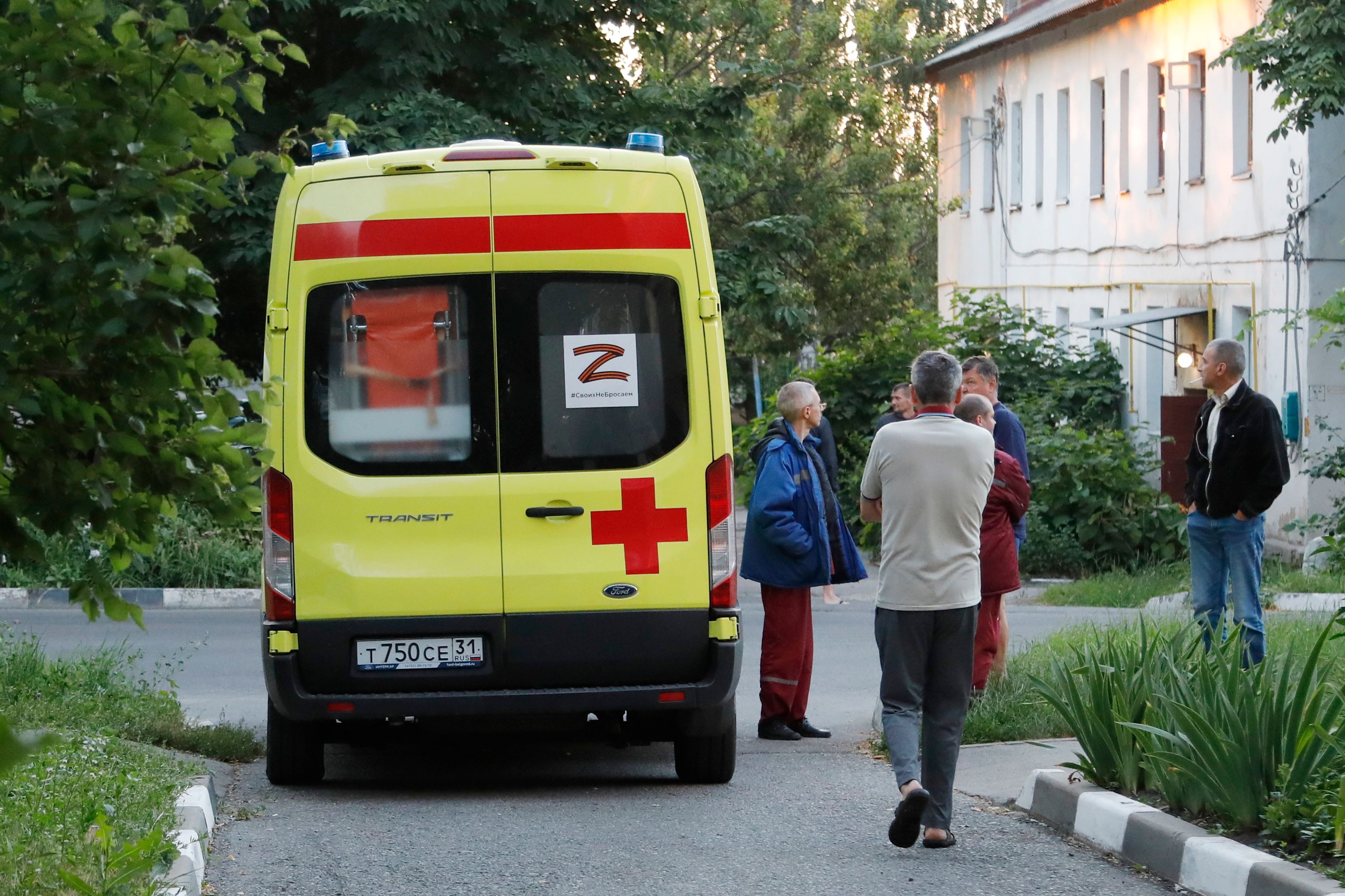 Белгород железнодорожная улица 129. Пациент лежит в больнице. Белгород железнодорожная улица 129. Раненые с украины в белгороде. Раненый белгород.