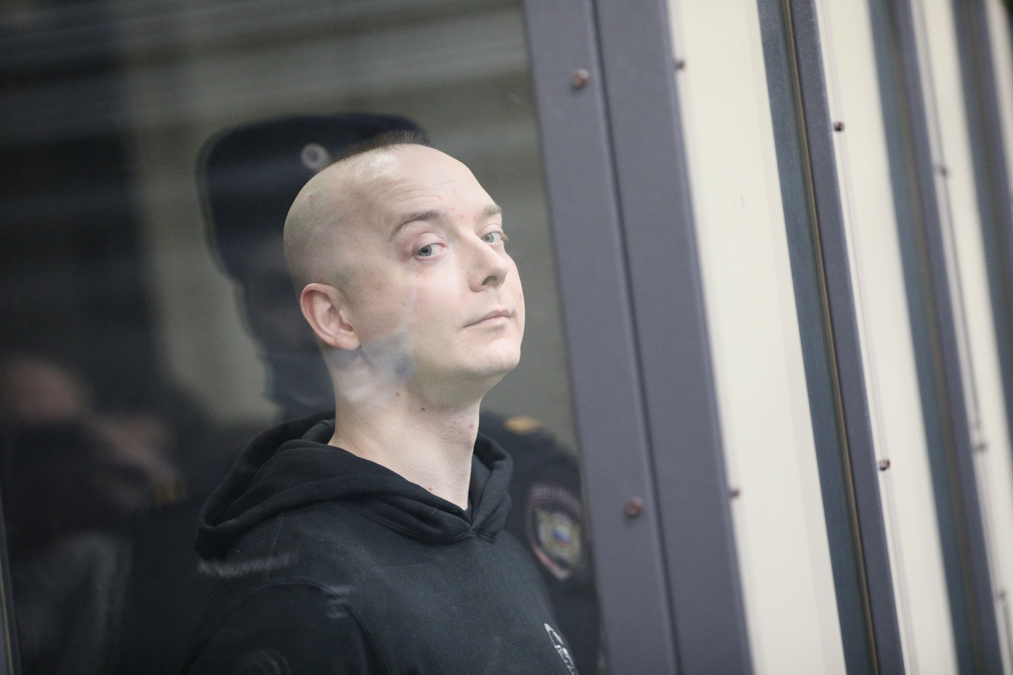 антон шкаплеров вернулся на землю. антон шкаплеров мкс. «союз мс-19» приземлился. роскосмос посадили. шкаплеров спускаем аппарат.