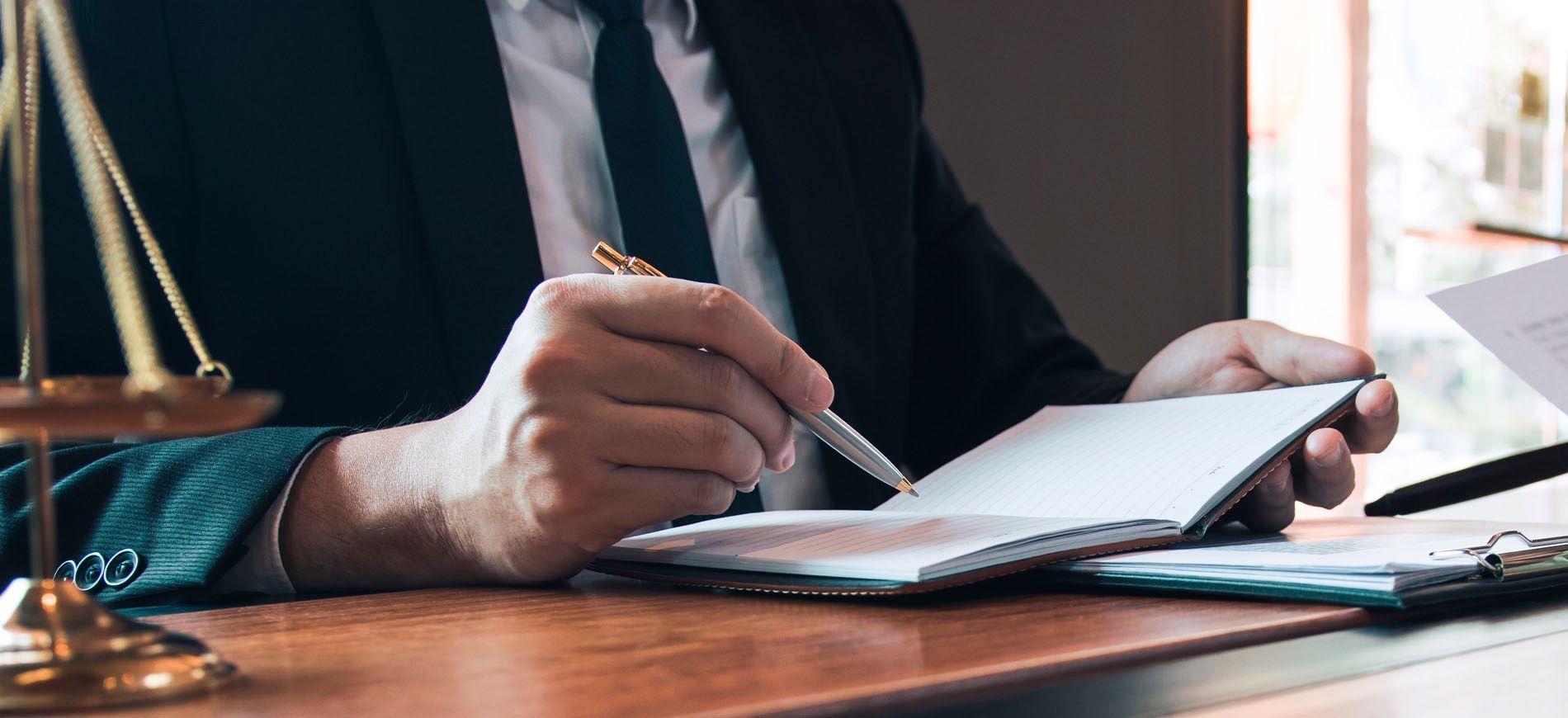 Добровинский александр андреевич адвокат. Юристы настоящего времени. Сергей жорин москва. Юристы настоящего времени. Выдающиеся юристы россии.