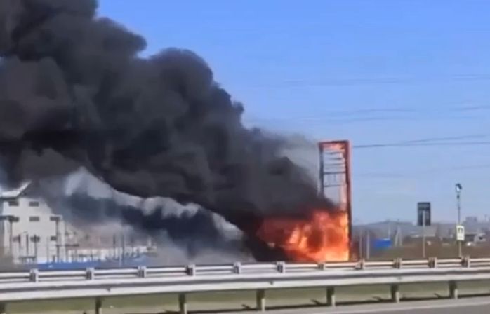 Ультрамарин dava. Ультрамарин dava. Мы горели как бензин накрывал адреналин. Ультрамарин dava. Мы горели как бензин накрывал адреналин.