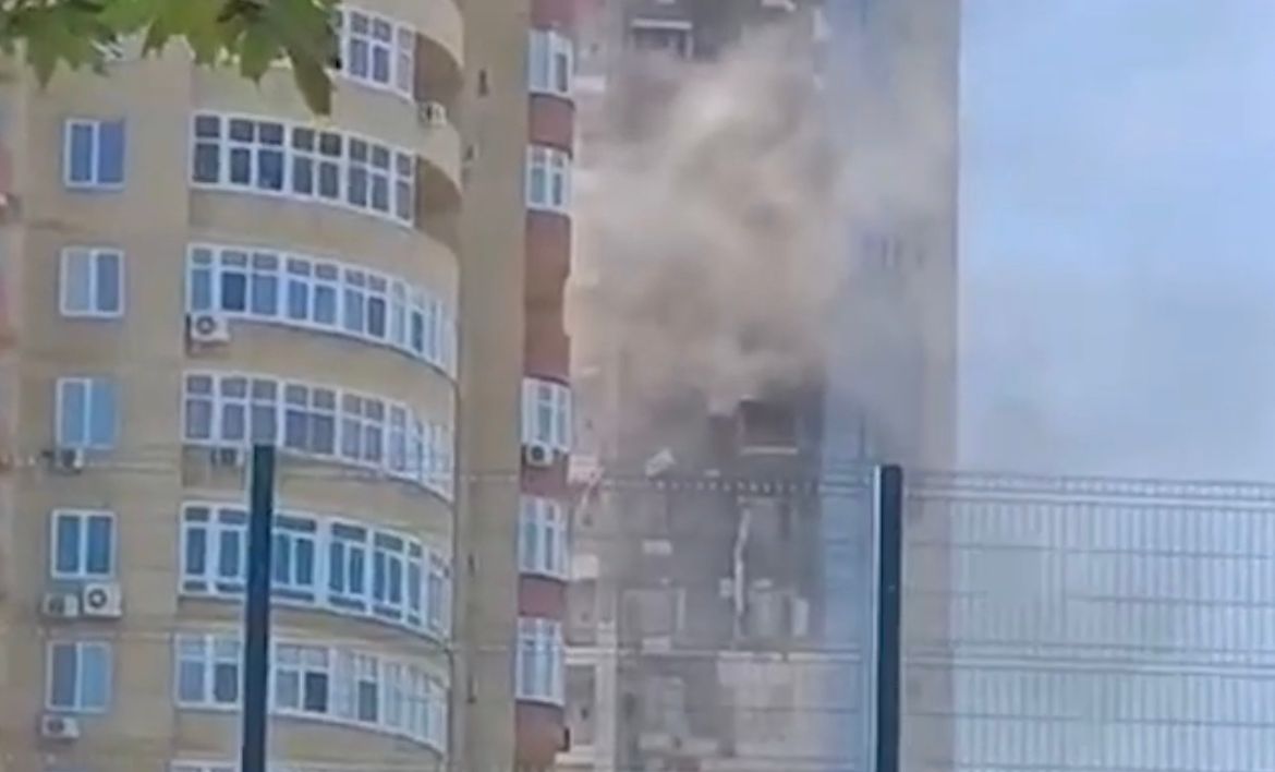 В донецке ударили по торговому центру. В донецке ударили по торговому центру. В донецке ударили по торговому центру. В донецке ударили по торговому центру. В донецке ударили по торговому центру.