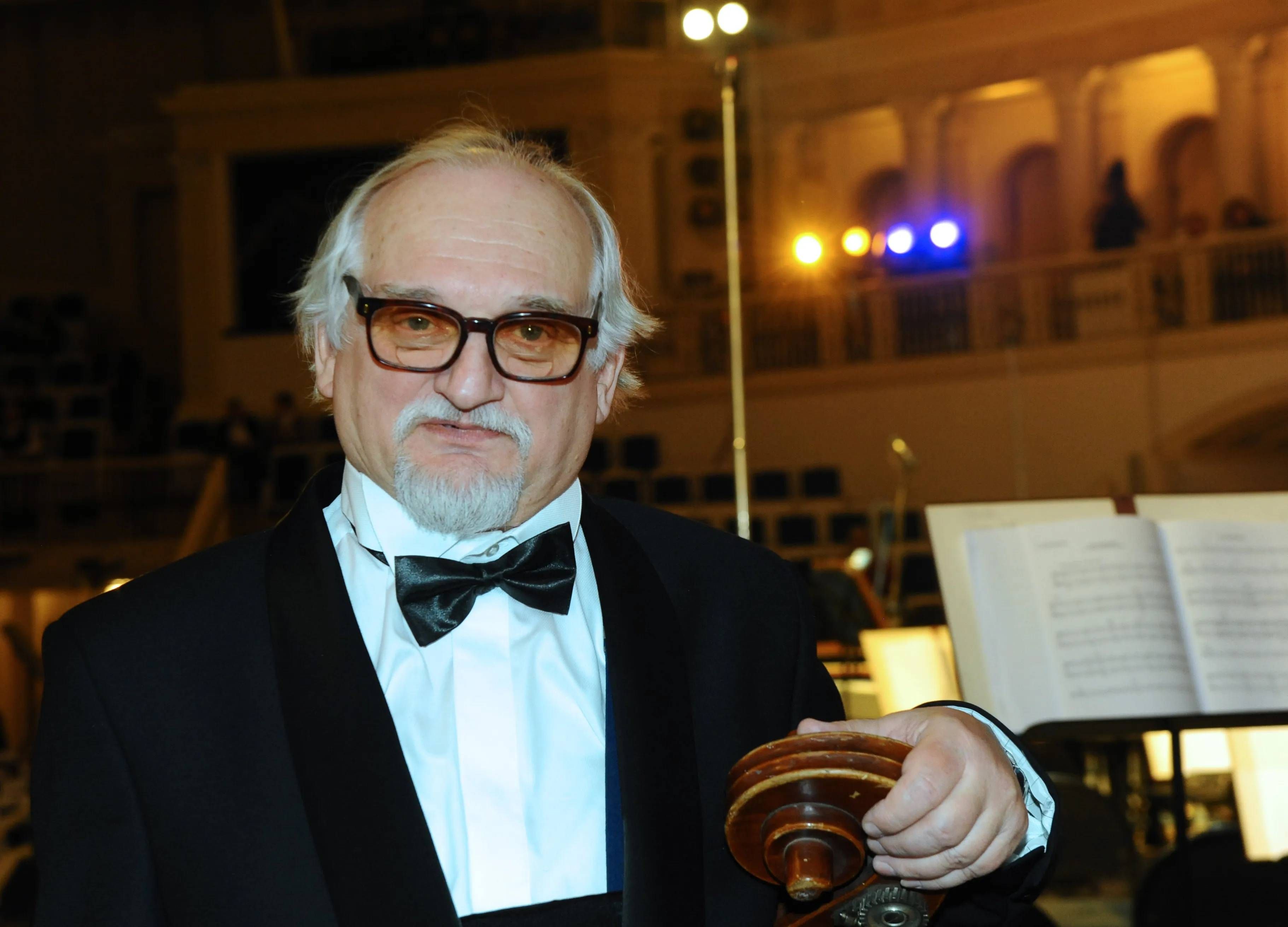 Композитор мультфильмов. Композитор мультфильмов. Композитор мультфильмов. Портрет шаинского композитора для детей. Композитор мультфильмов.