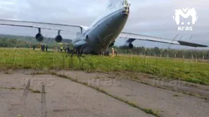 Ил-76 совершил экстренную посадку в Красноярском крае