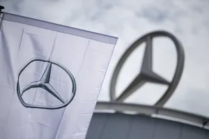 Mash: Mercedes не планирует возвращаться в Россию в ближайшие 10 лет