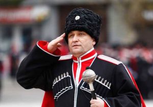 В кабинете вице-губернатора Краснодарского края Александра Власова проводят обыски