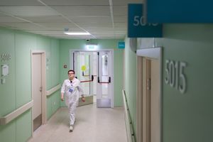 Маленький ребёнок из Казани покрылся ожогами от китайских капсул для стирки