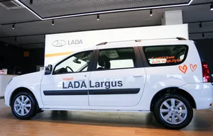 Предприниматели по всей России жалуются на новые Lada Largus