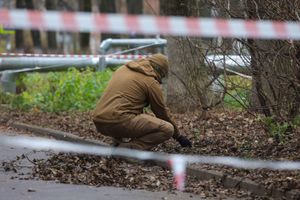 Свёрток с деньгами взорвался в руках школьника в Перми