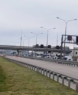 На подъезде к Крымскому мосту возникла огромная пробка из 4 тысяч машин