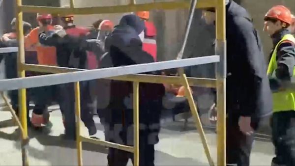 Силовики провели рейды по строителям-нелегалам в Норильске