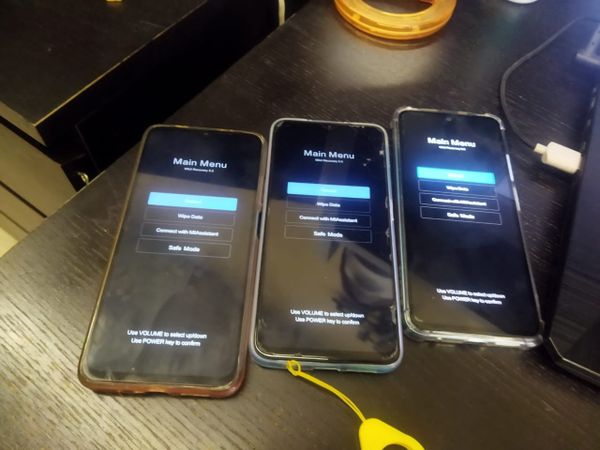 В работе телефонов Xiaomi, Poco и Redmi произошёл массовый сбой