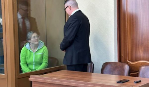 Парочку уральцев, которые тусили у мемориала, отправили под домашний арест