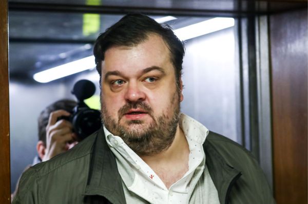 Умер журналист Василий Уткин