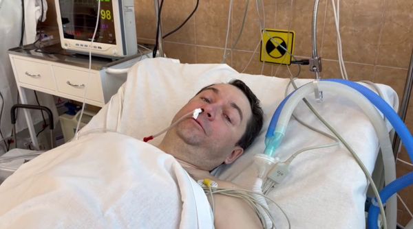 Губернатора Андрея Чибиса успешно прооперировали после покушения
