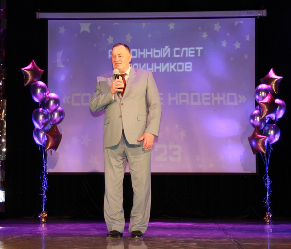 Глава Нижнесергинского района объяснил, зачем угрожал жителям Кленовского прокуратурой