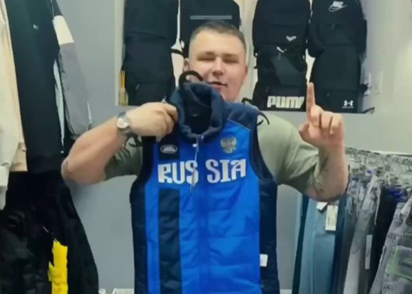 В Ростове-на-Дону ищут избивавшего местных жителей и снимавшего всё на видео
