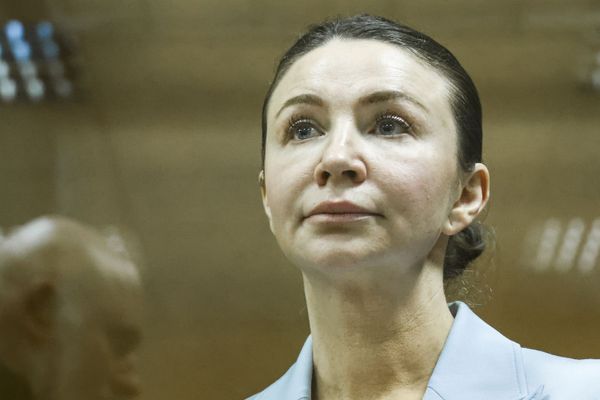 Блиновская хочет признать себя банкротом