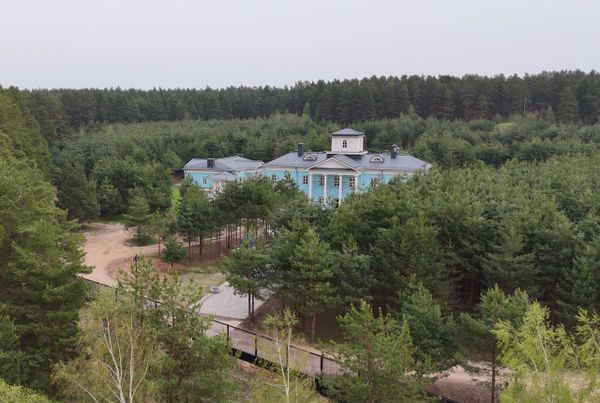 Прокуратура проверит законность стройки усадьбы экс-замминистра Тимура Иванова на участке рядом с Волгой