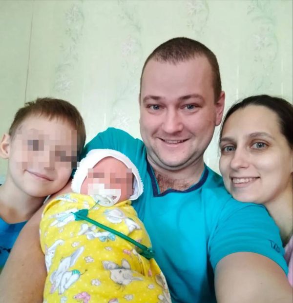 Семья из Белгорода разыскивает мужчину, вытащившего младенца из-под завалов многоэтажки