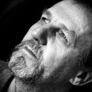 Мужчина, пытавшийся убить премьера Словакии Фицо, участвовал в проукраинских акциях