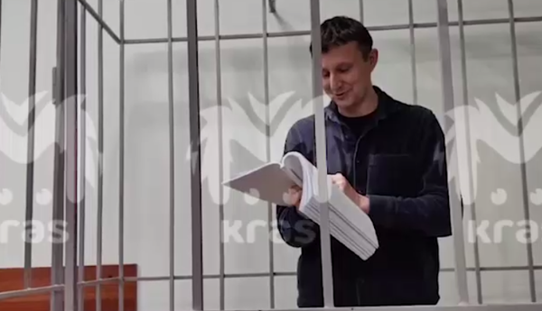 Александр Глисков на суде потребовал отвод прокурора, а тот в ответ предложил удалить подсудимого за саботаж