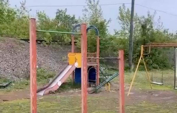 Башкирские чиновники предлагают нижегородцам за свой счёт починить детскую площадку