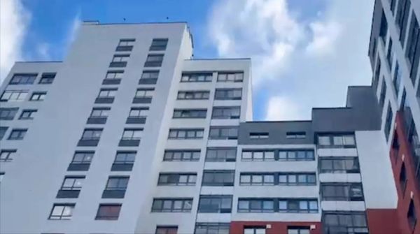 Высотку в Екатеринбурге топит уже пять лет из-за плохой вентиляции