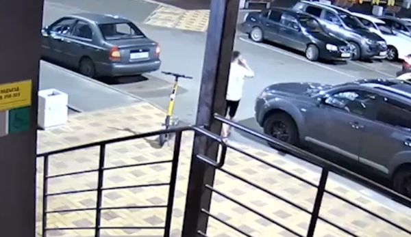 Вымогатели похитили военного после знакомства с девушкой на Суворовском