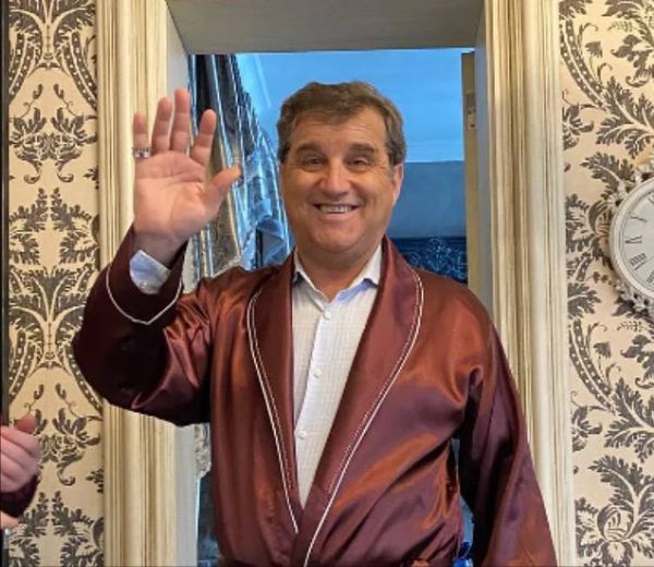 Шутит, ест смеси и пьёт компот: что известно о состоянии Отара Кушанашвили