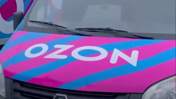 Около 70 курьеров сервиса Ozon устроили забастовку в Екатеринбурге