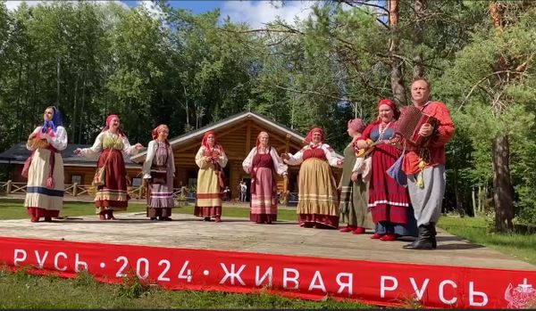 В Тверской области прошёл фольклорно-этнографический фестиваль "Живая Русь"