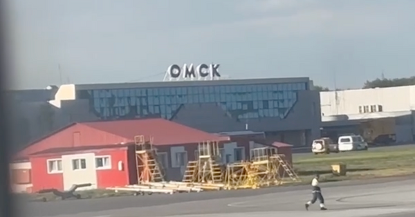 Самолёт рейса Москва – Новосибирск сел в Омске из-за сильного тумана