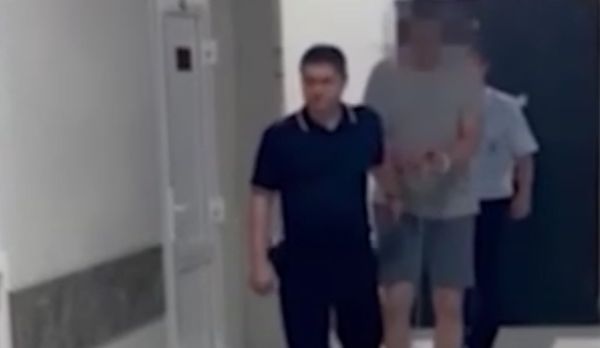 Литовца, шесть лет насиловавшего своих дочерей, задержали в Приморье