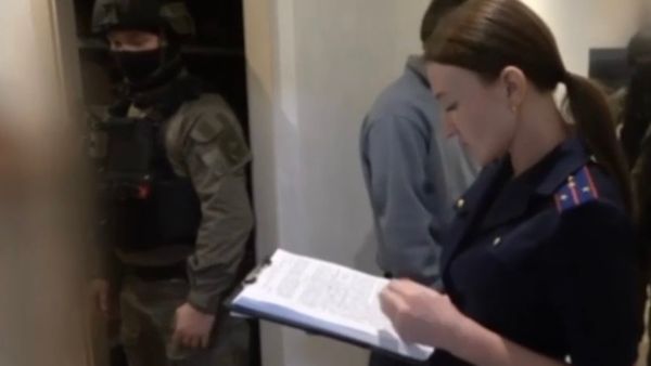 Банду подростков-блогеров, избивающих сверстников, задержали в Хабаровске