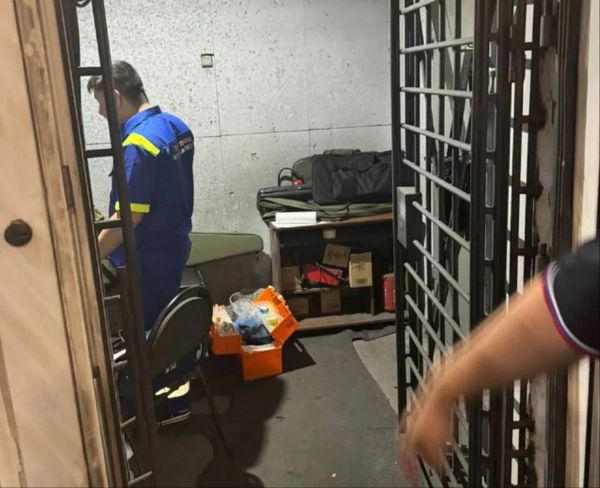 В Подмосковье 11-классник случайно застрелил отца в тире, момент убийства попал на видео