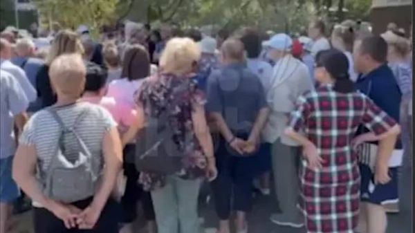 Жители Краснодара вышли на митинг против сноса рынка «Октябрь»