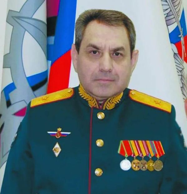 Задержан замкомандующего Ленинградским военным округом Валерий Муминджанов