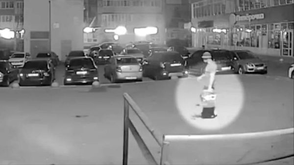 В Ростове подожгли автомобиль блогера