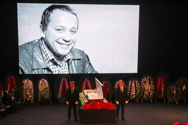 В Москве началось прощание с Александром Масляковым