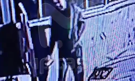 Устройство, похожее на самодельную бомбу, нашли у входа в казанский ТЦ