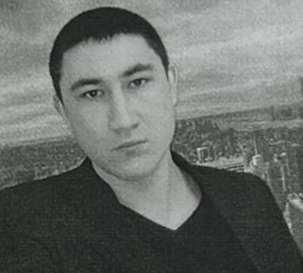 В Краснодаре ищут мужчину, который напал на полицейского и отобрал у него пистолет