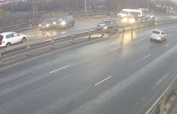 В Ярославле из-за гололедицы произошло больше 50 аварий