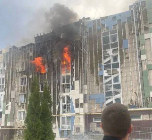 Дрон ВСУ попал в жилой дом в Белгороде: видео и подробности