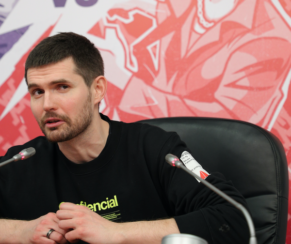 Рэпер Noize MC* поднял гонорар за новогодние корпоративы для россиян