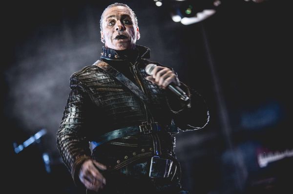 Суд взыскал с группы Rammstein почти 640 тыс евро за сорванный концерт под Тверью