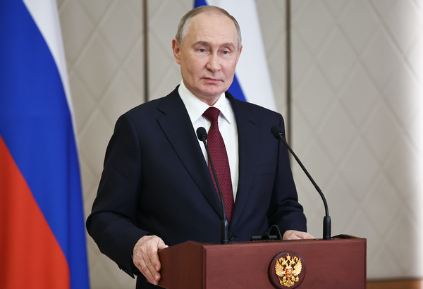 Путин сравнил удар "Орешника" с падением метеорита