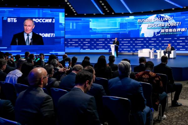 Владимир Путин выступил на пленарном заседании форума "Россия зовёт!": главное