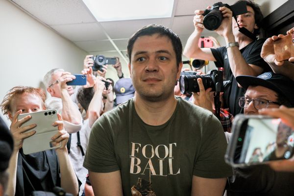 Обыски и задержание главреда "Базы" Трифонова: что известно к этому часу