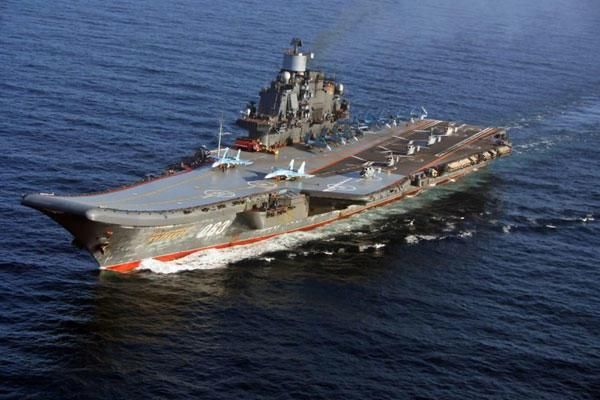 Единственный российский авианосец "Адмирал Кузнецов" планируют разобрать на металл