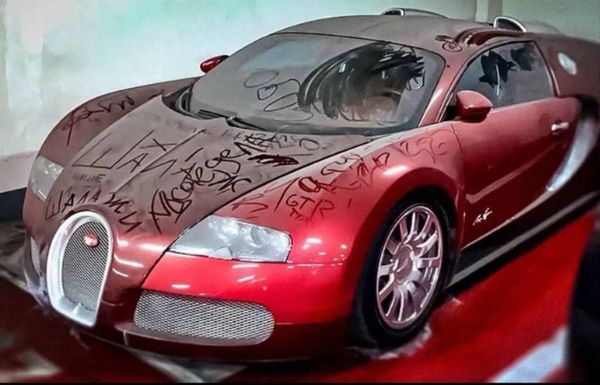 Одну из первых привезённых в Россию Bugatti Veyron выставили на продажу за 137 млн рублей